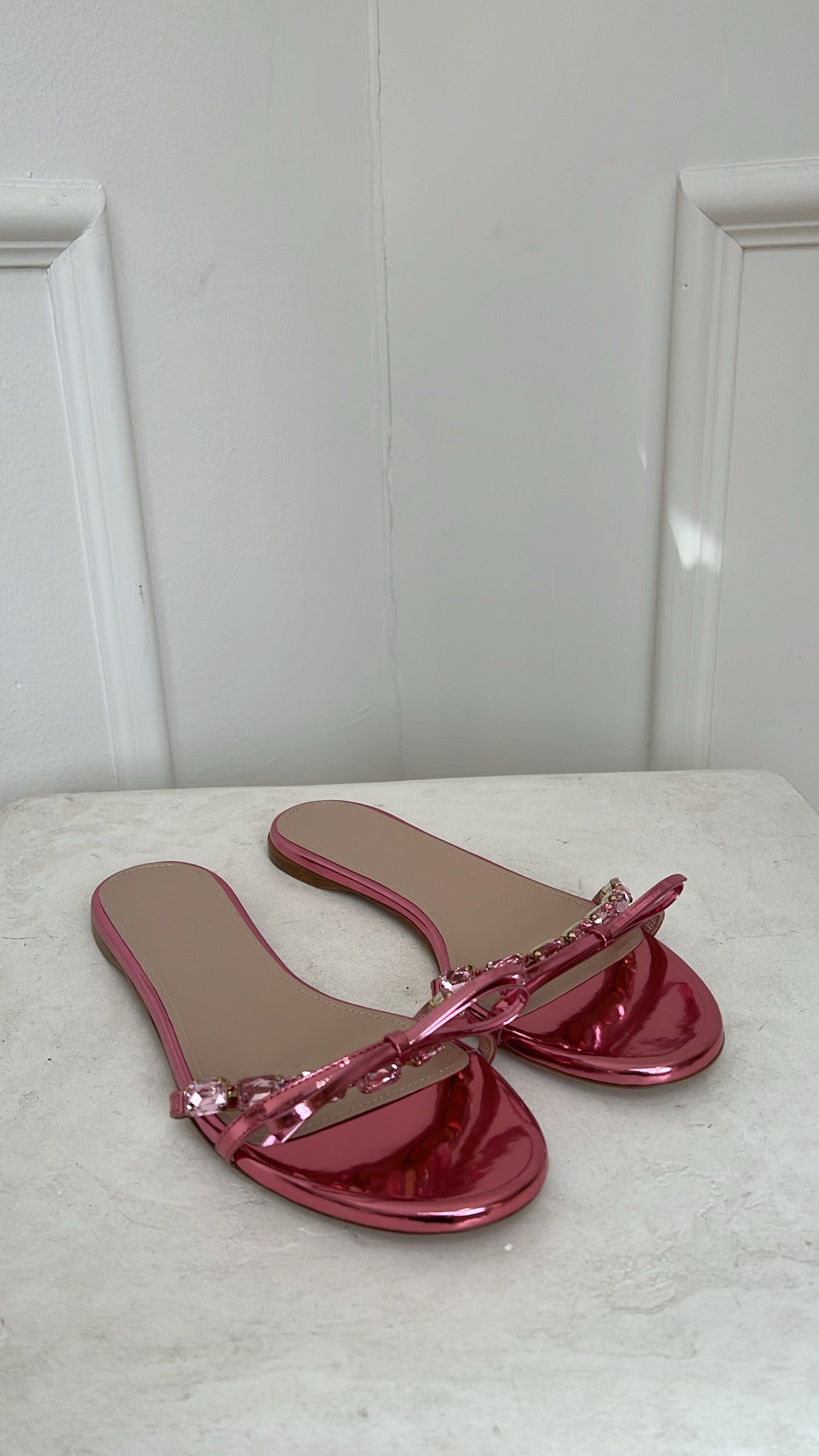 Giambattista Valli Pink Metallic Crystal Bow Slides, 37.5