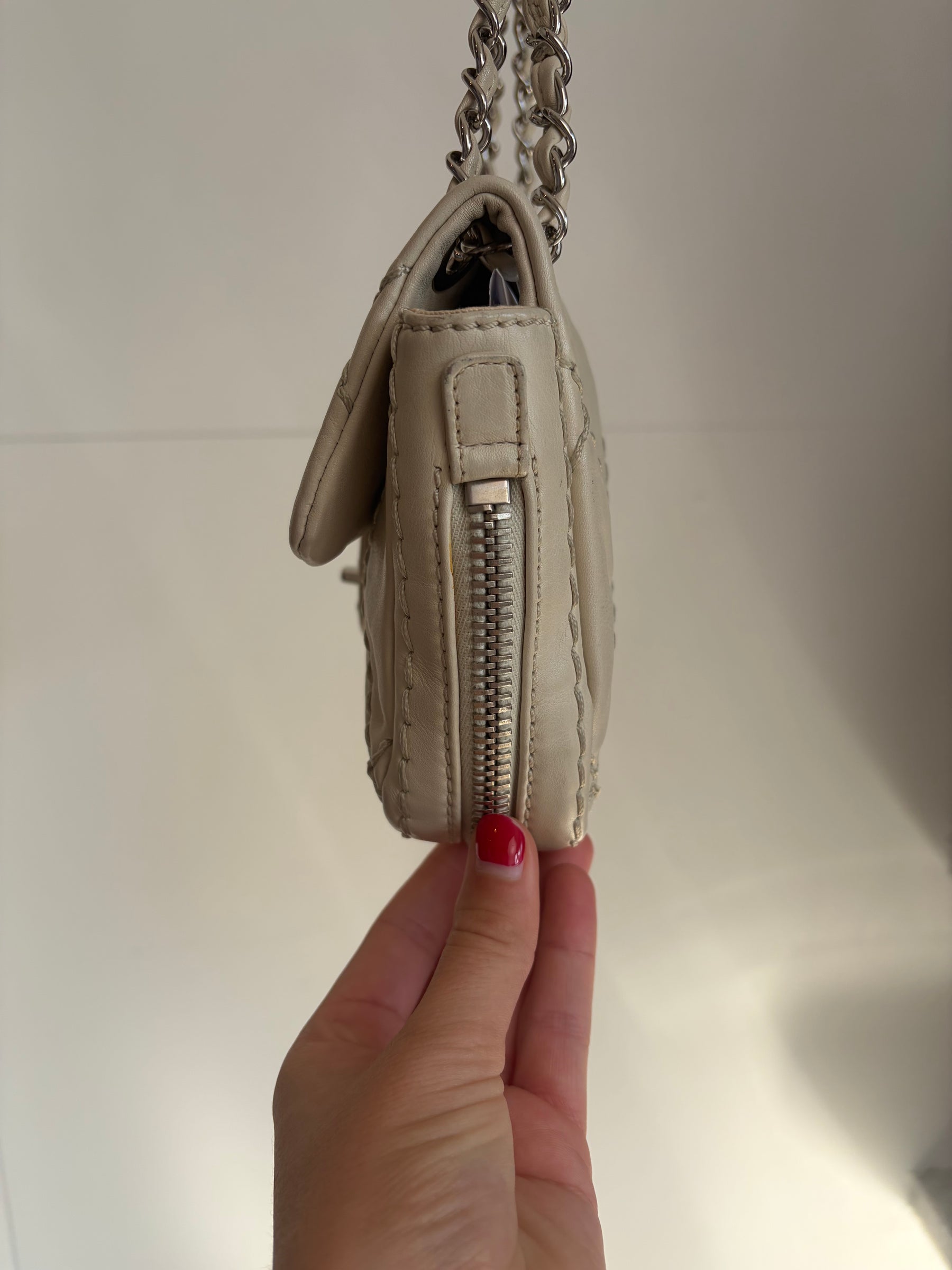 Chanel Cream Leather Ultimate Stitch Expandable Flap Bag