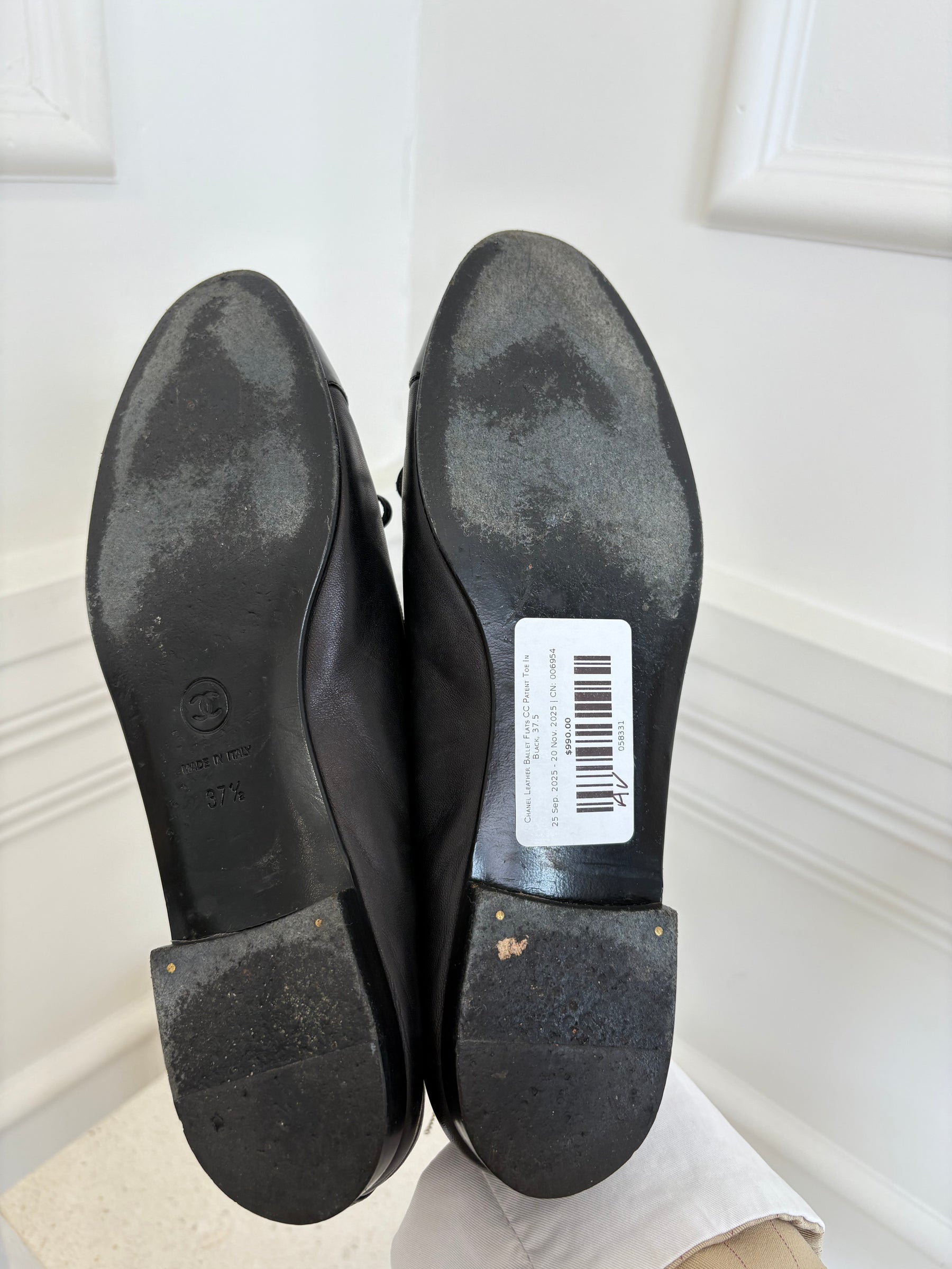 Chanel Leather Ballet Flats CC Patent Toe In Black, 37.5