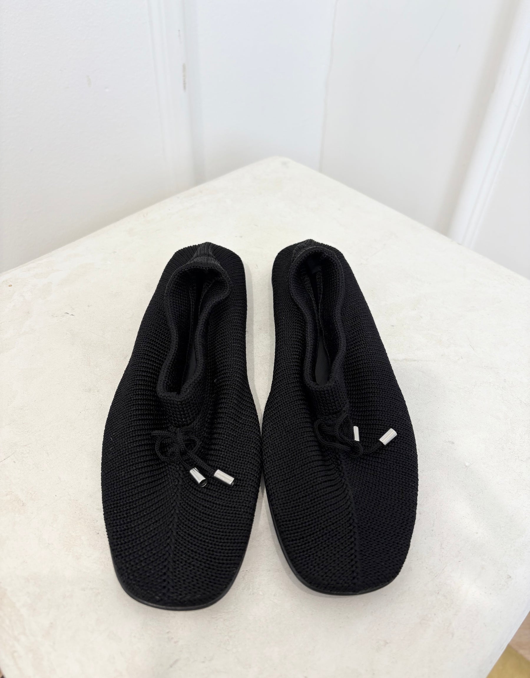 Totême Knitted Ballerina Shoes Black, 37