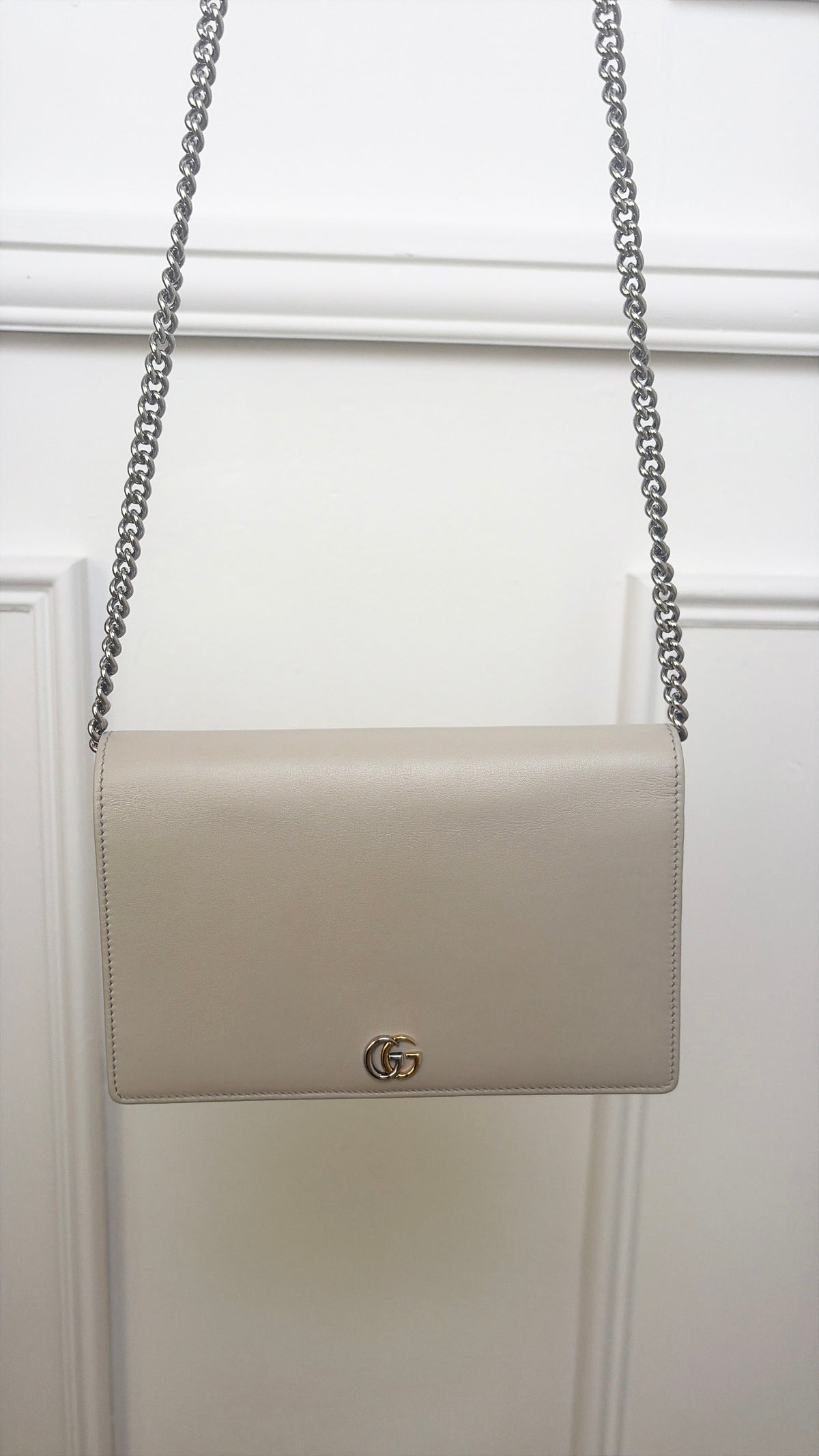 Gucci Greige Marmont Wallet On Chain