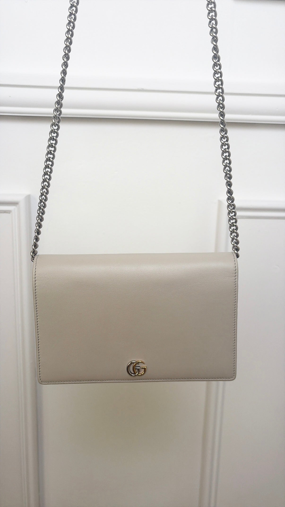 Gucci Greige Marmont Wallet On Chain