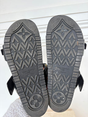 Louis Vuitton Bom Dia Flat Comfort Mule In Black, 40