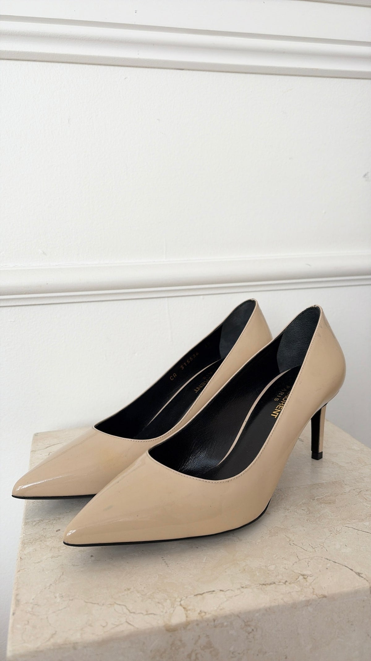 Saint Laurent Beige Low Patent Pumps, 39