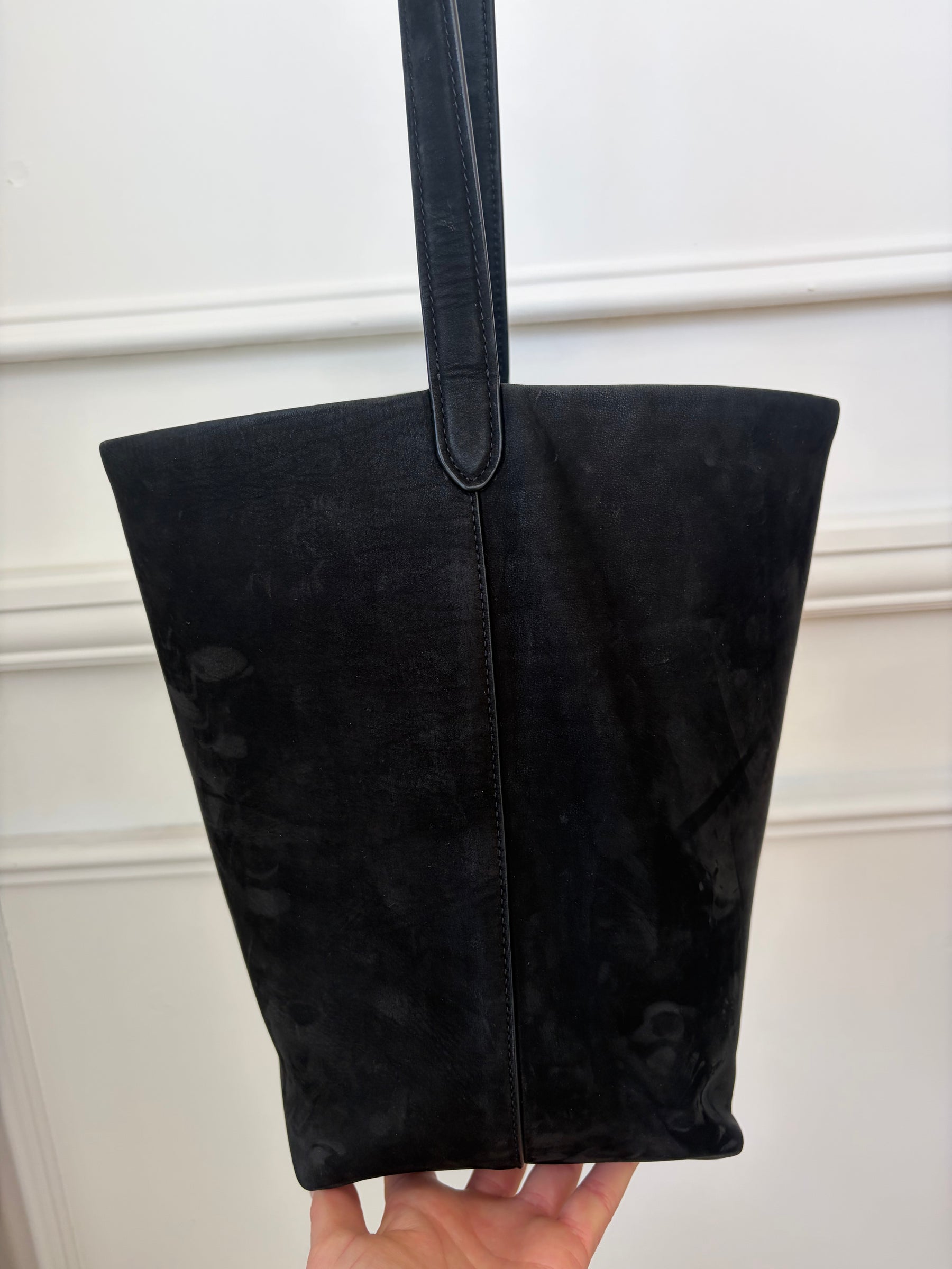 The Row N/S Park Suede Tote Black