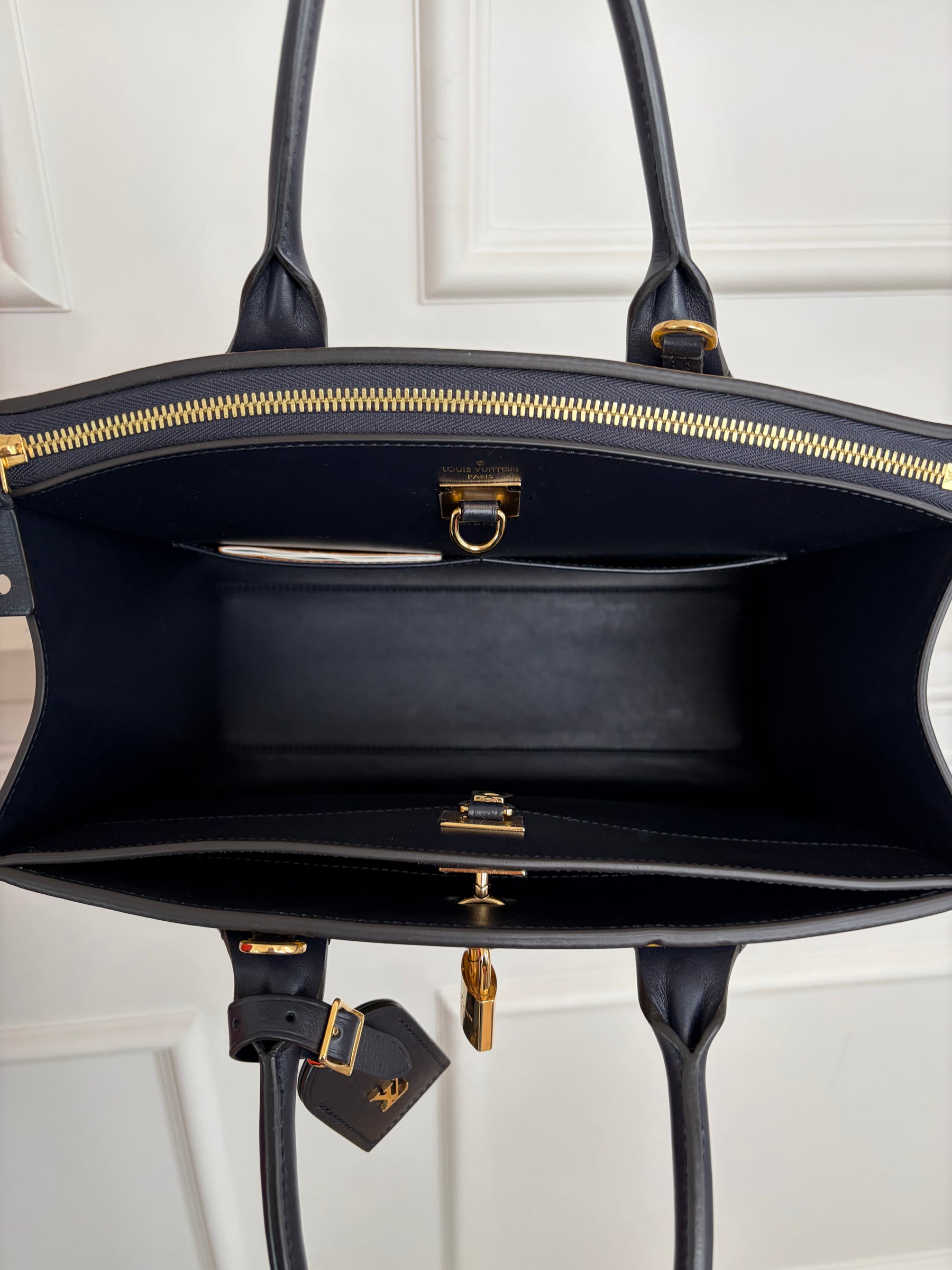 Louis Vuitton Calfskin Trunk City Steamer MM Bag
