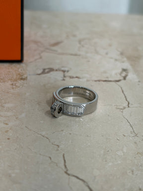 Hermès White Gold and Baguette Diamond Kelly Ring