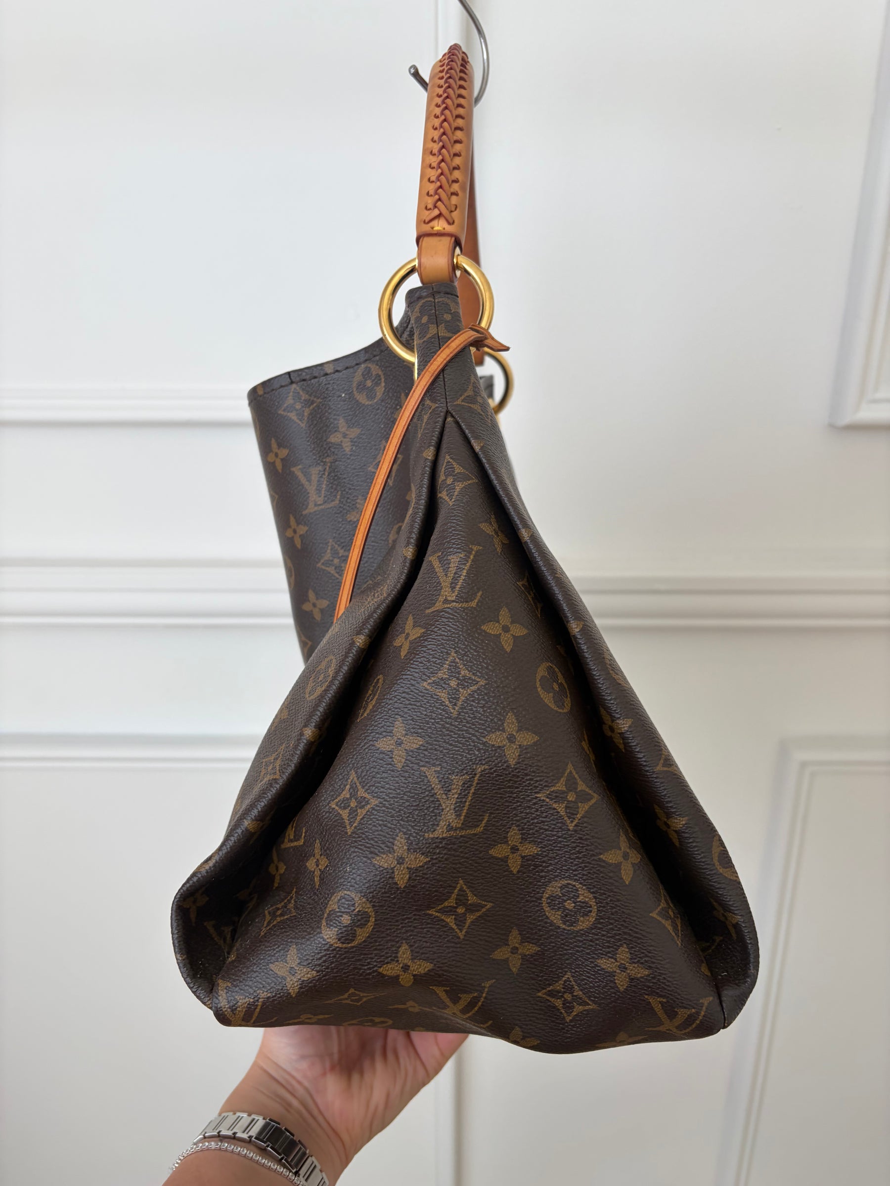 Louis Vuitton Canvas Monogram Artsy Bag