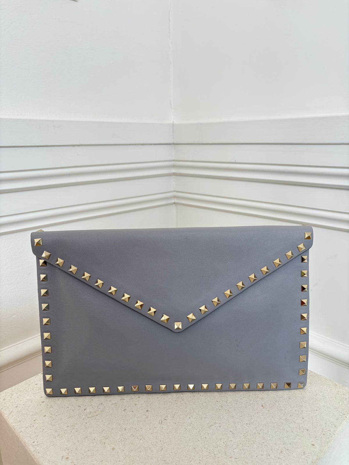 Valentino Garavani Grey Leather Rockstud Envelope Pouch