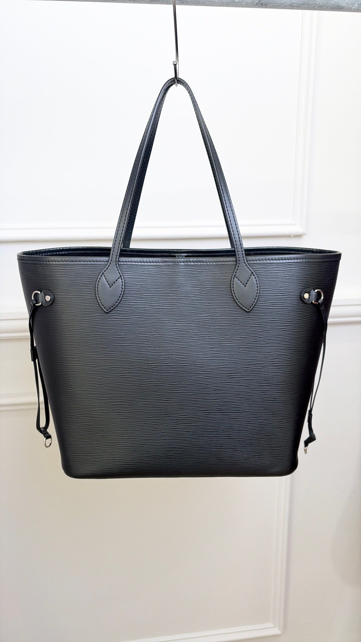 Louis Vuitton Black Epi Leather Neverfull MM Tote