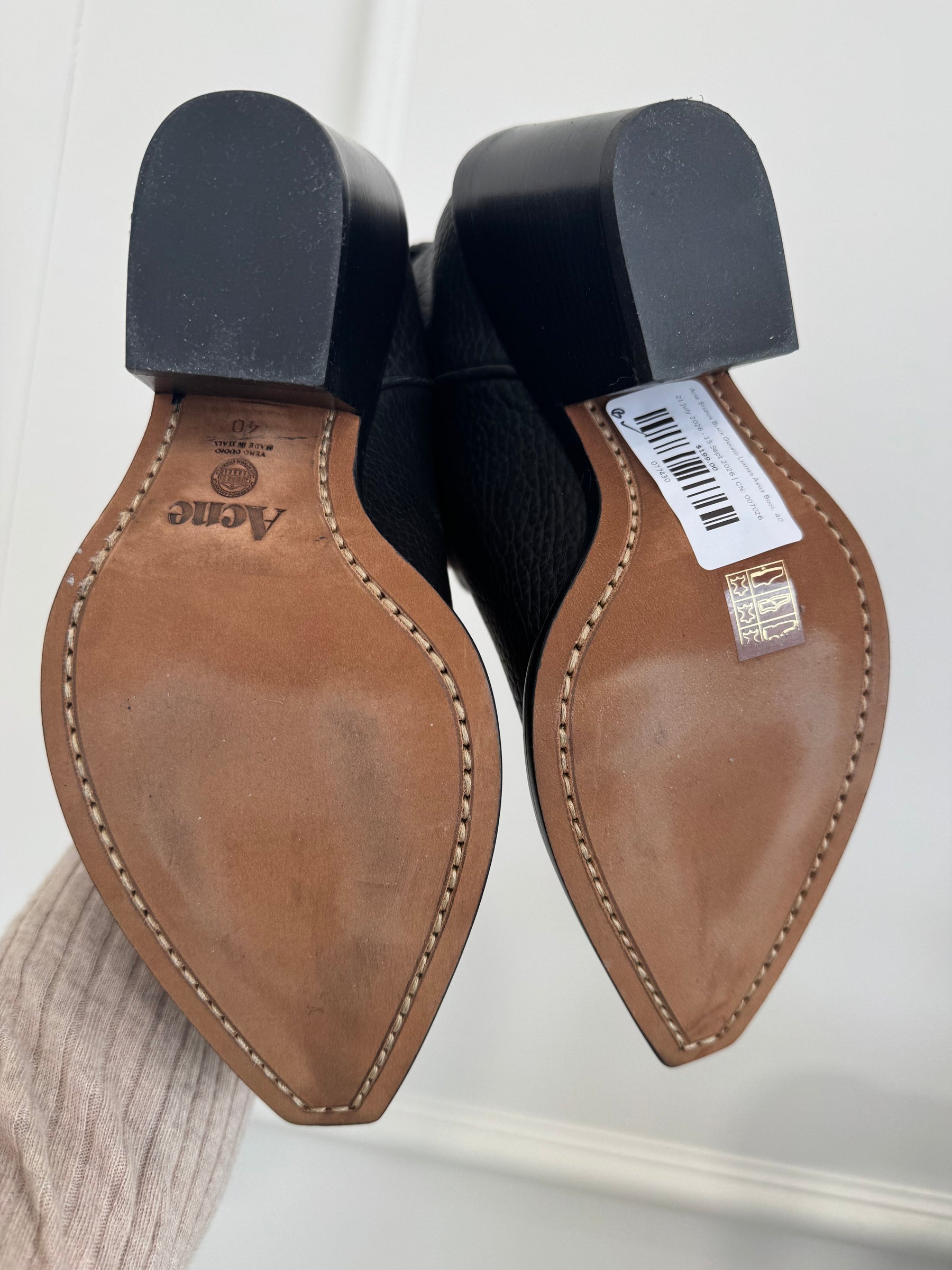 Acne Studios Black Grained Leather Ankle Boot, 40