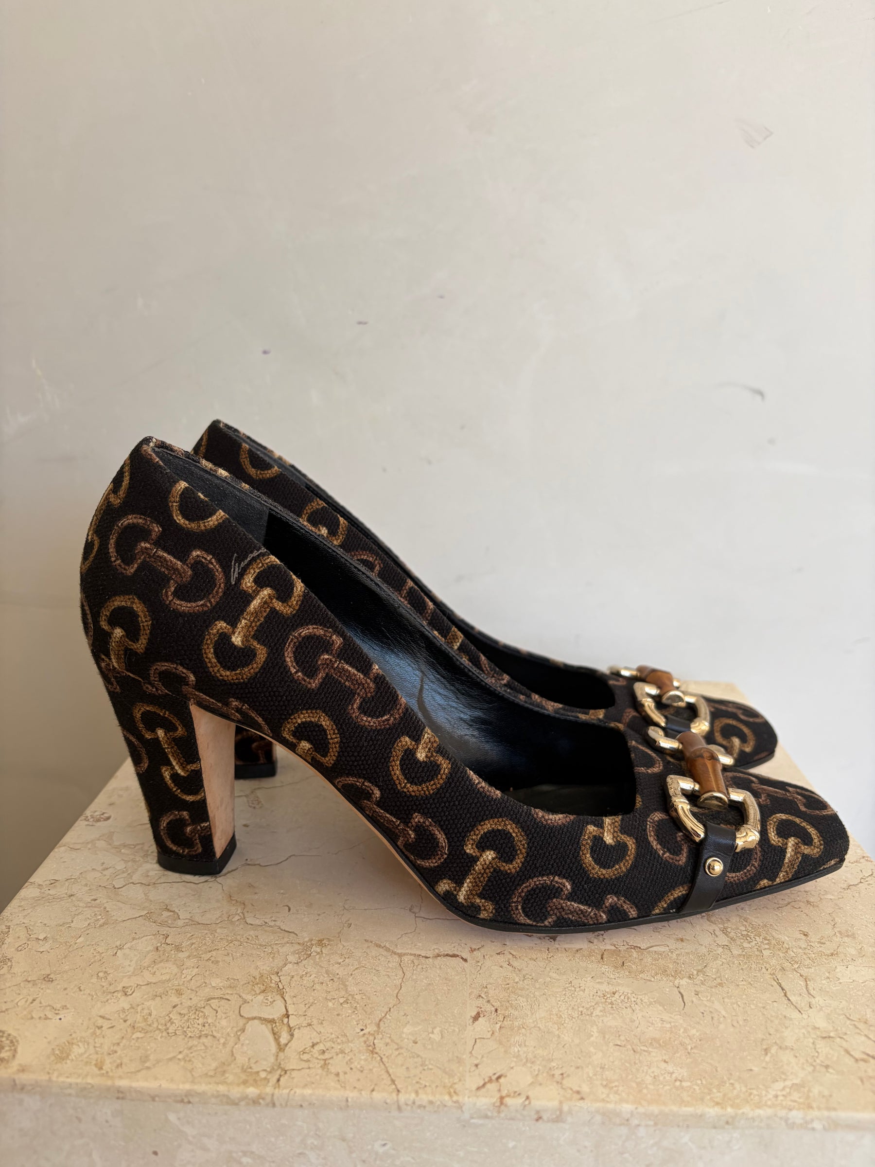 Gucci Black Horsebit Printed Canvas Square Toe Pumps, 39.5C