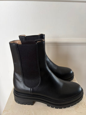 Gianvito Rossi Black Chelsea Boots, 37.5