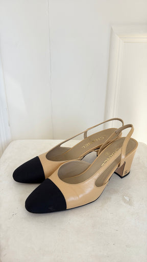 Chanel Beige Leather and Black Slingbacks, 39