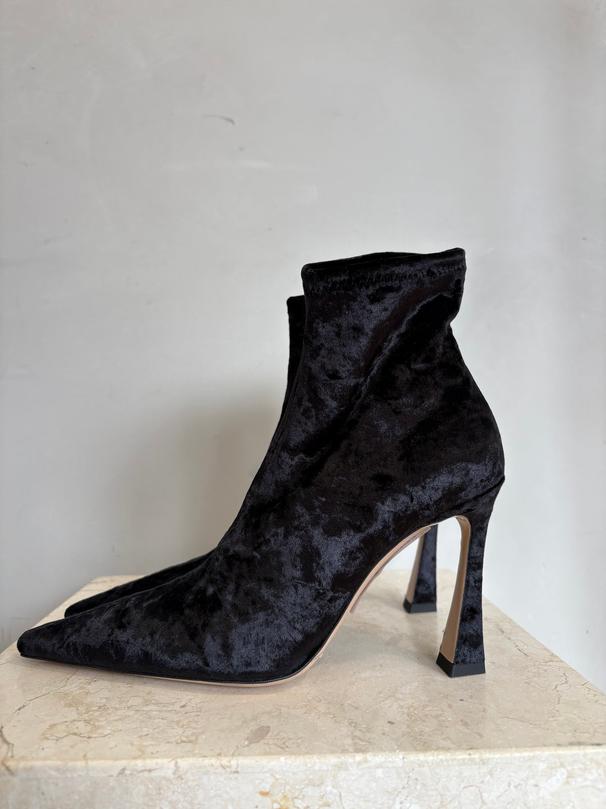 Scanlan Theodore Black Velvet Ankle Boots, 37