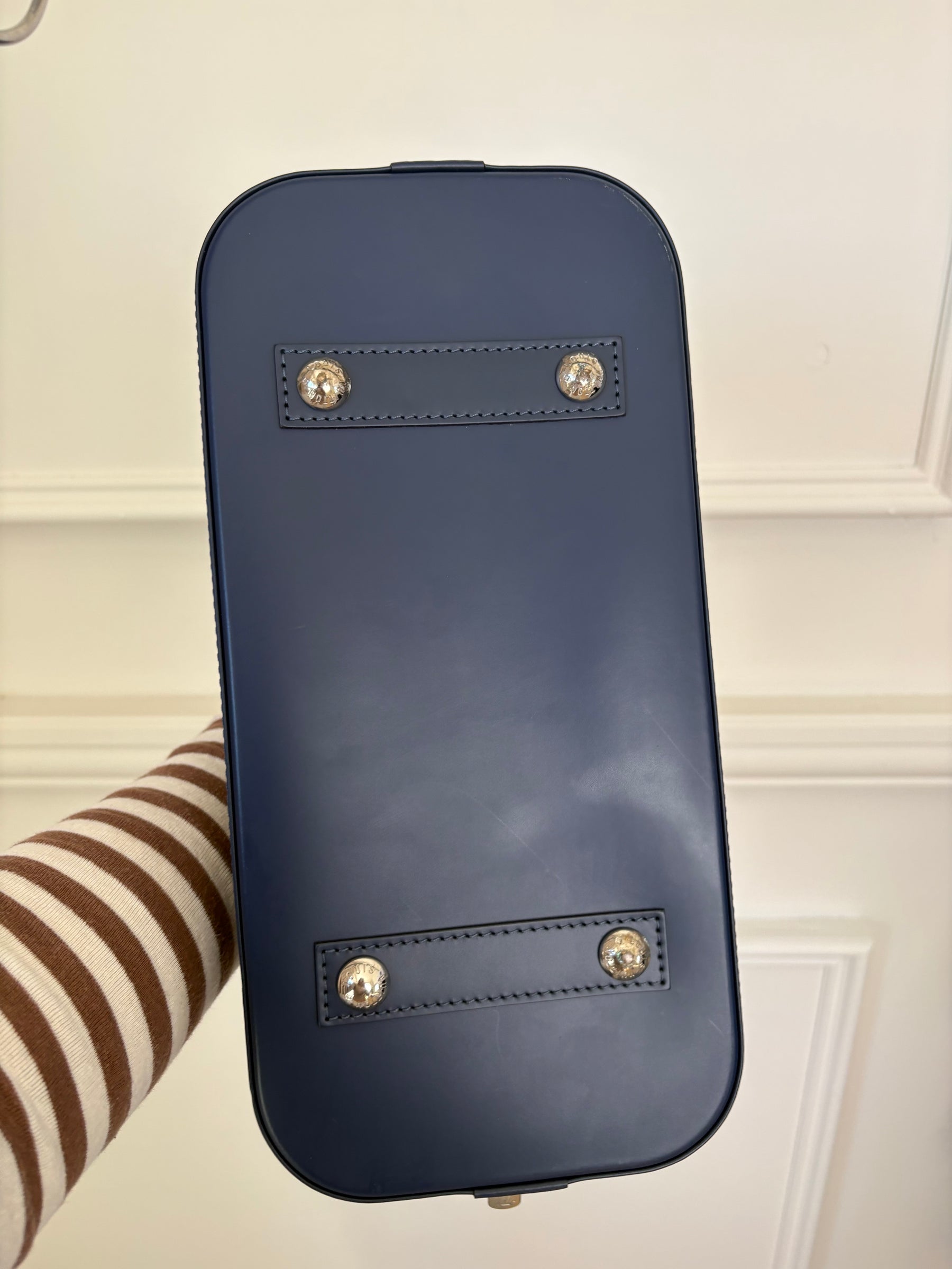 Louis Vuitton Navy Epi Leather Alma PM Bag