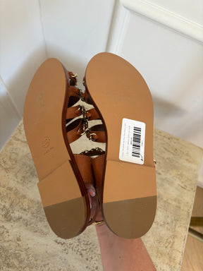 Chanel Tan leather and Gold Chain Sandals, 40C