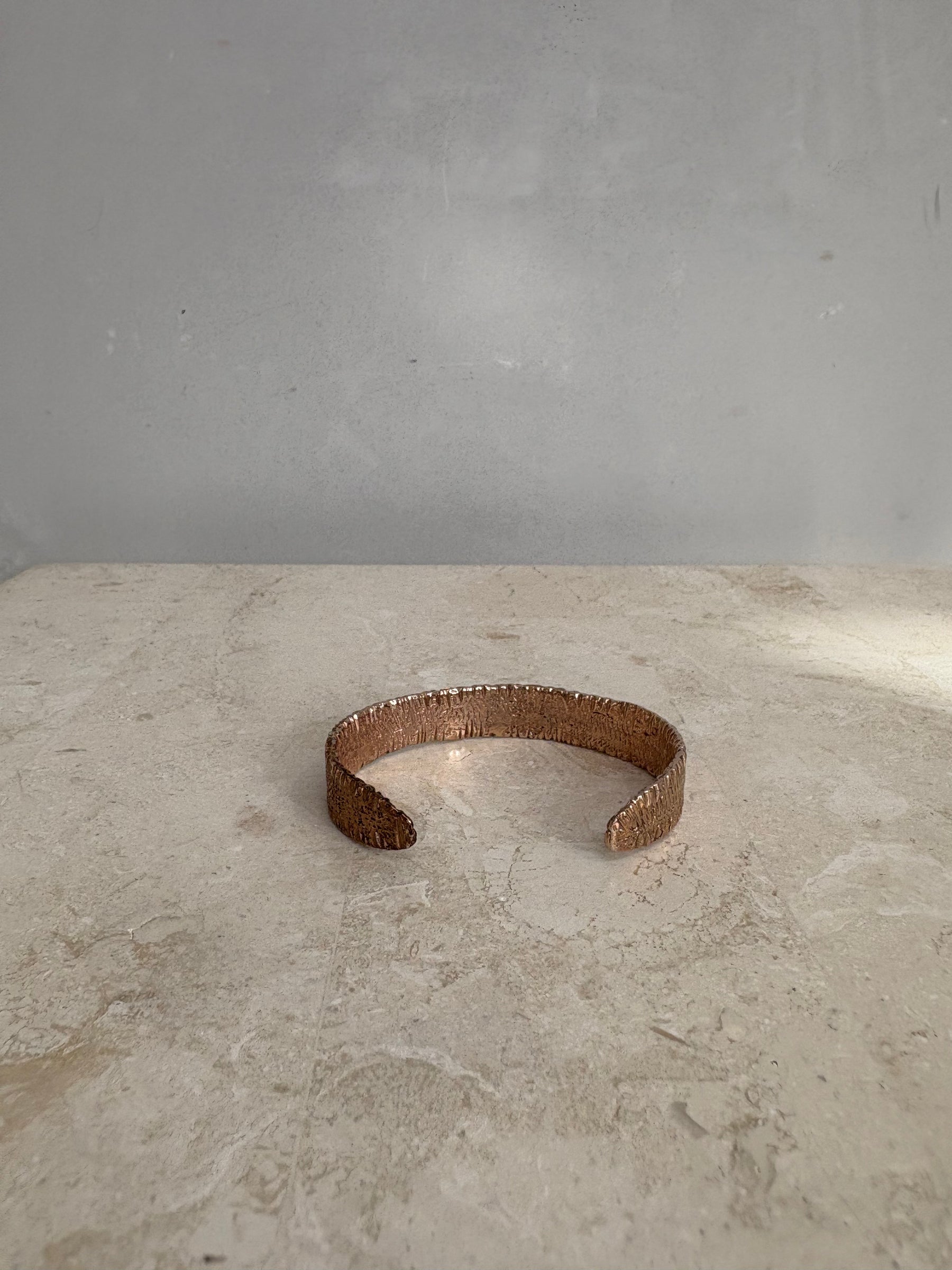 Lucy folk Anchovy Cuff In Rose Gold