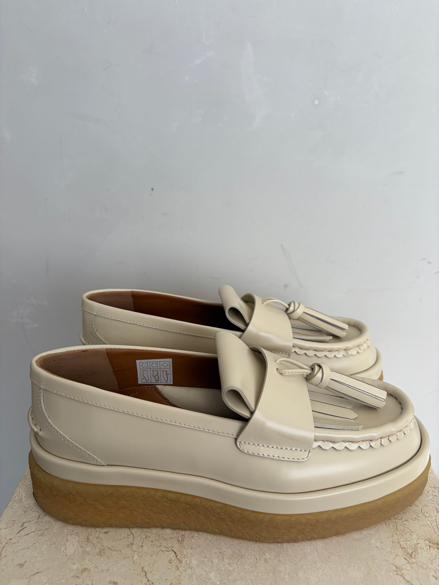 Chloé Jamie Loafers In Eggshell, 38