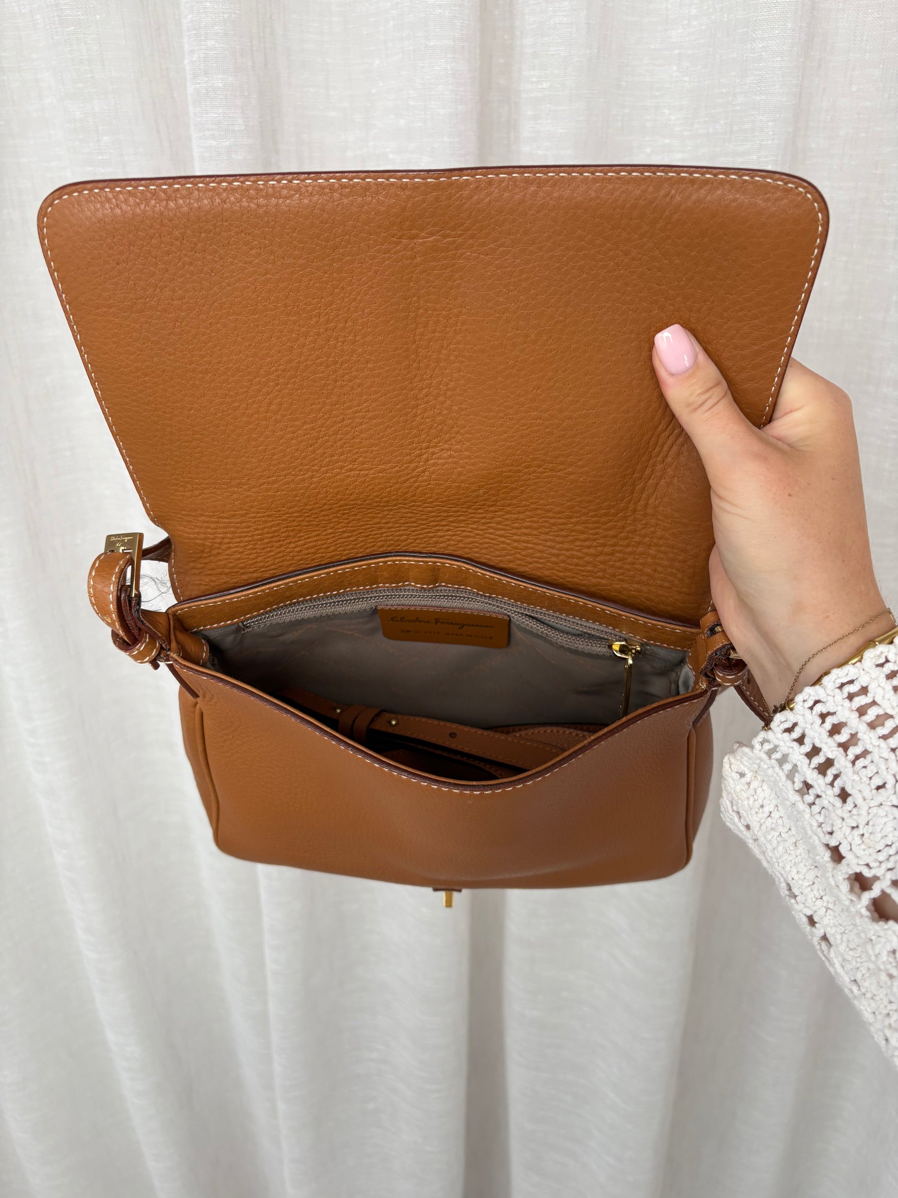 Salvatore Ferragamo Brown leather Shoulder Logo Buckle Bag