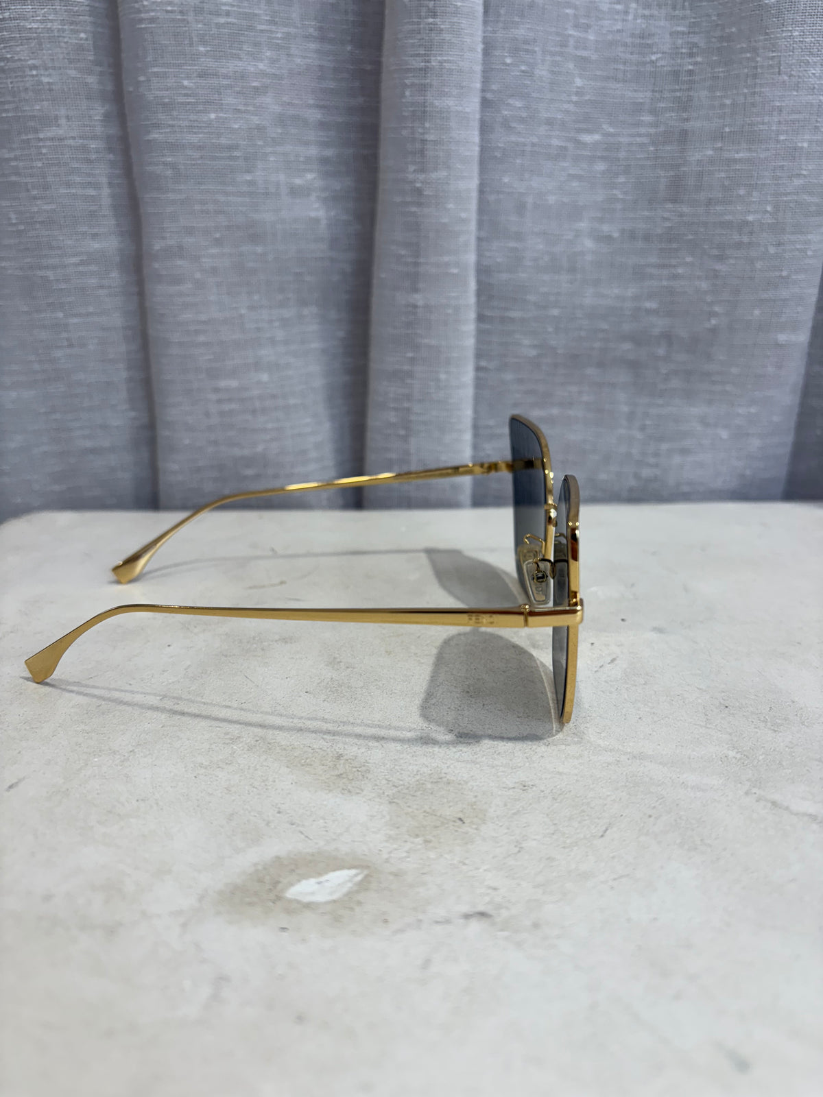 Fendi Cat's Eye Frame Emblem Gold
