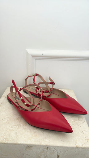 Valentino Garavani Red Pointed Leather Rockstud Flats, 40