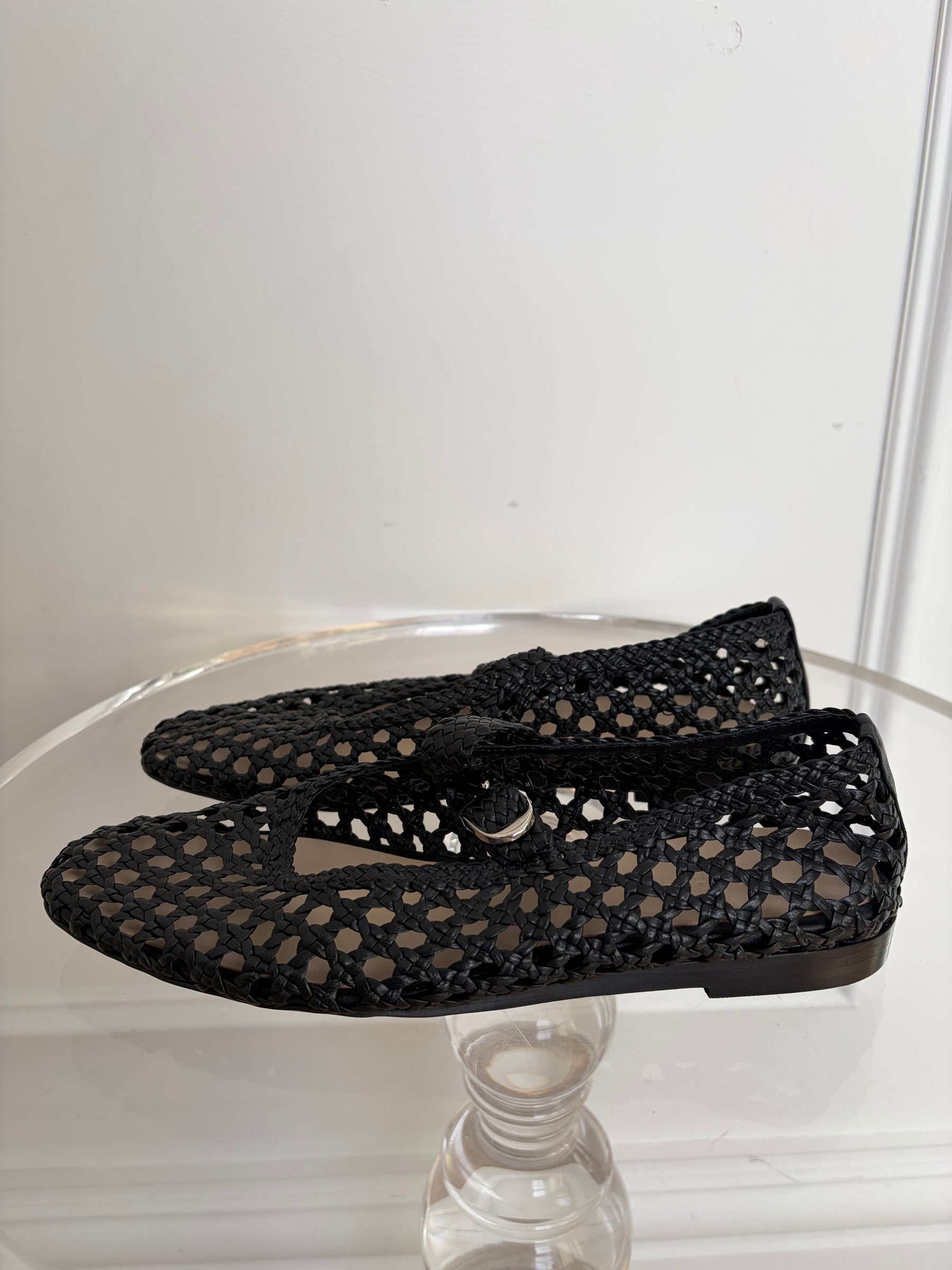 Le Monde Beryl Black Crochet Mary Jane Flats, 38