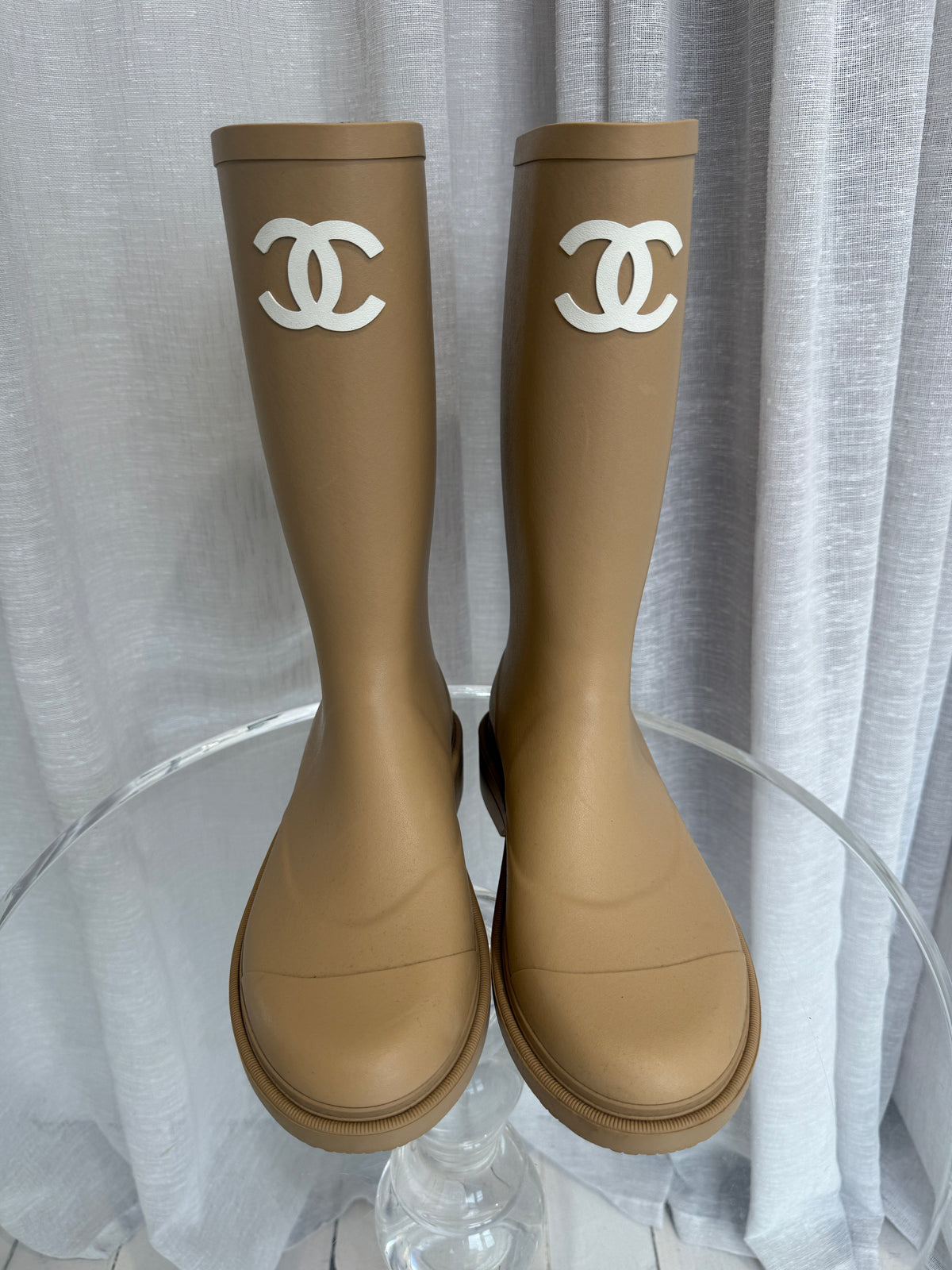 Chanel Beige Logo Gumboots, 40