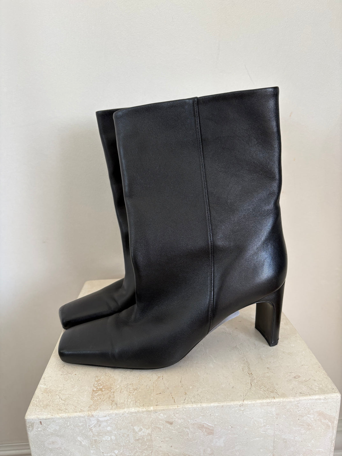 Camilla and Marc Black Leather Square Toe Ankle Boots, 41