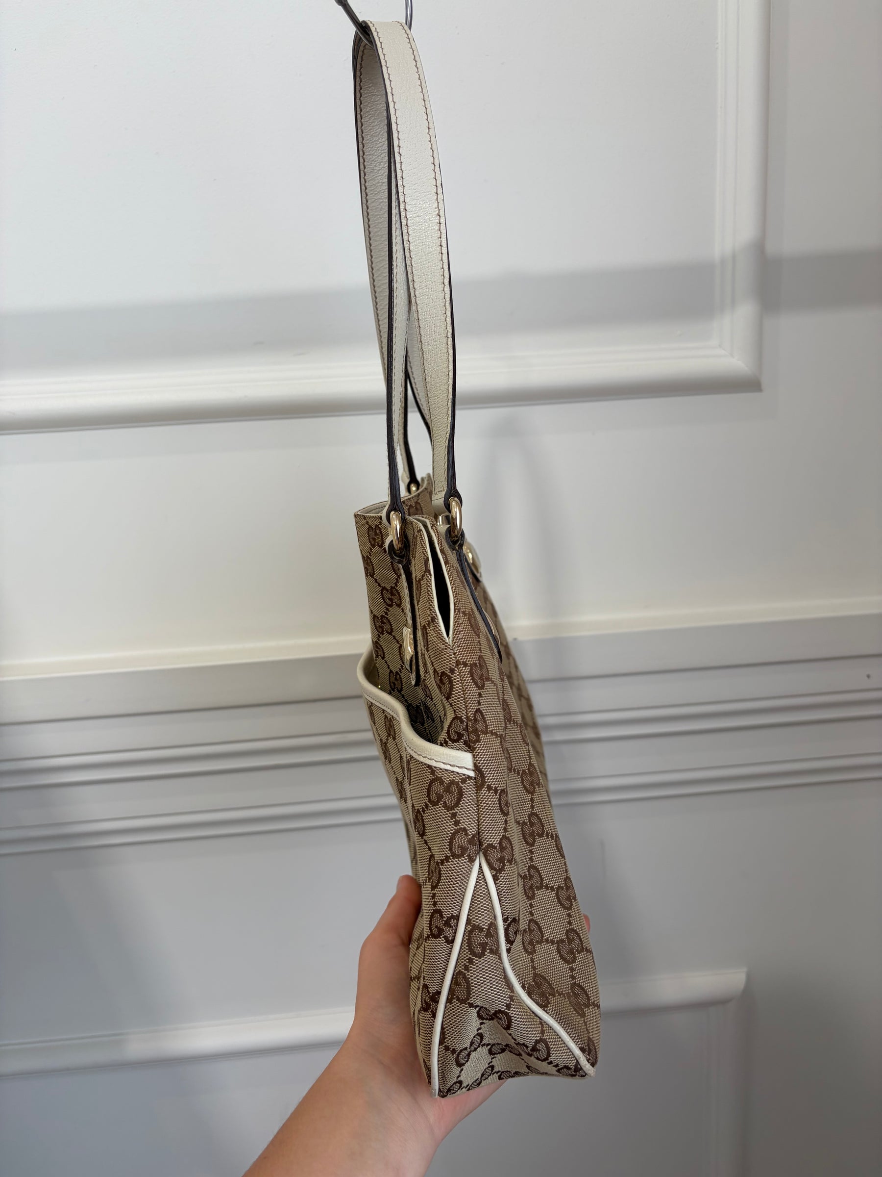 Gucci Charmy Canvas Monogram And White Leather Shoulder Bag