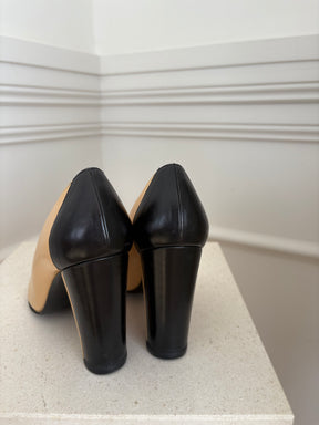 Chanel Black and Beige Contrast Pumps, 38.5