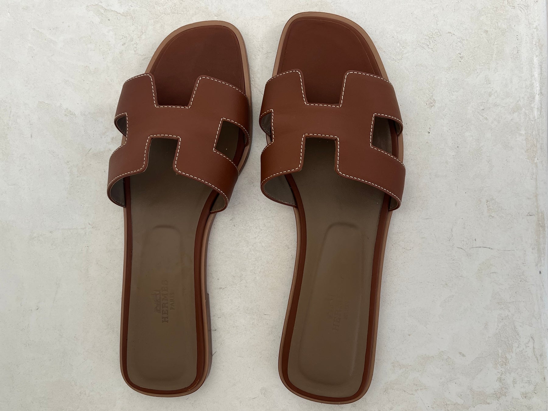 Hermès Gold Leather Oran Sandals, 41