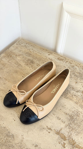 Chanel Beige and Black Leather Ballet Flats, 35.5