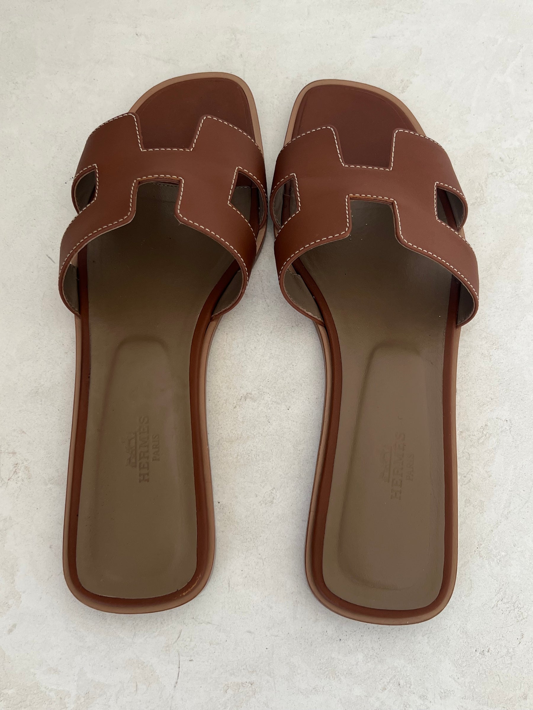 Hermès Gold Leather Oran Sandals, 41