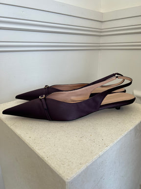 Scanlan Theodore Aubergine Satin Pointed Slingbacks, 41