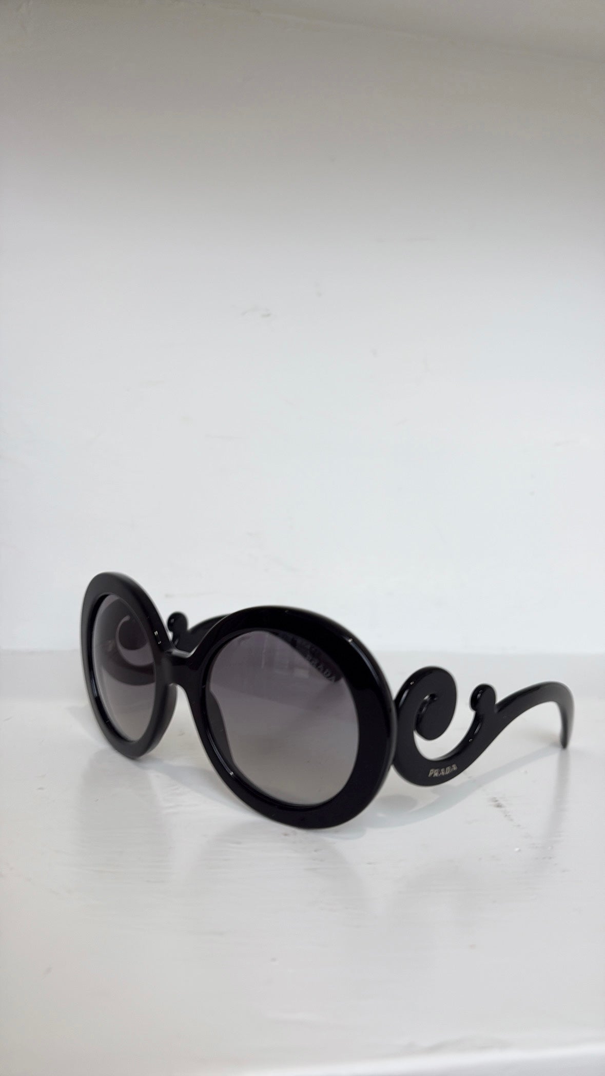 Prada Round Frame Sunglasses Black