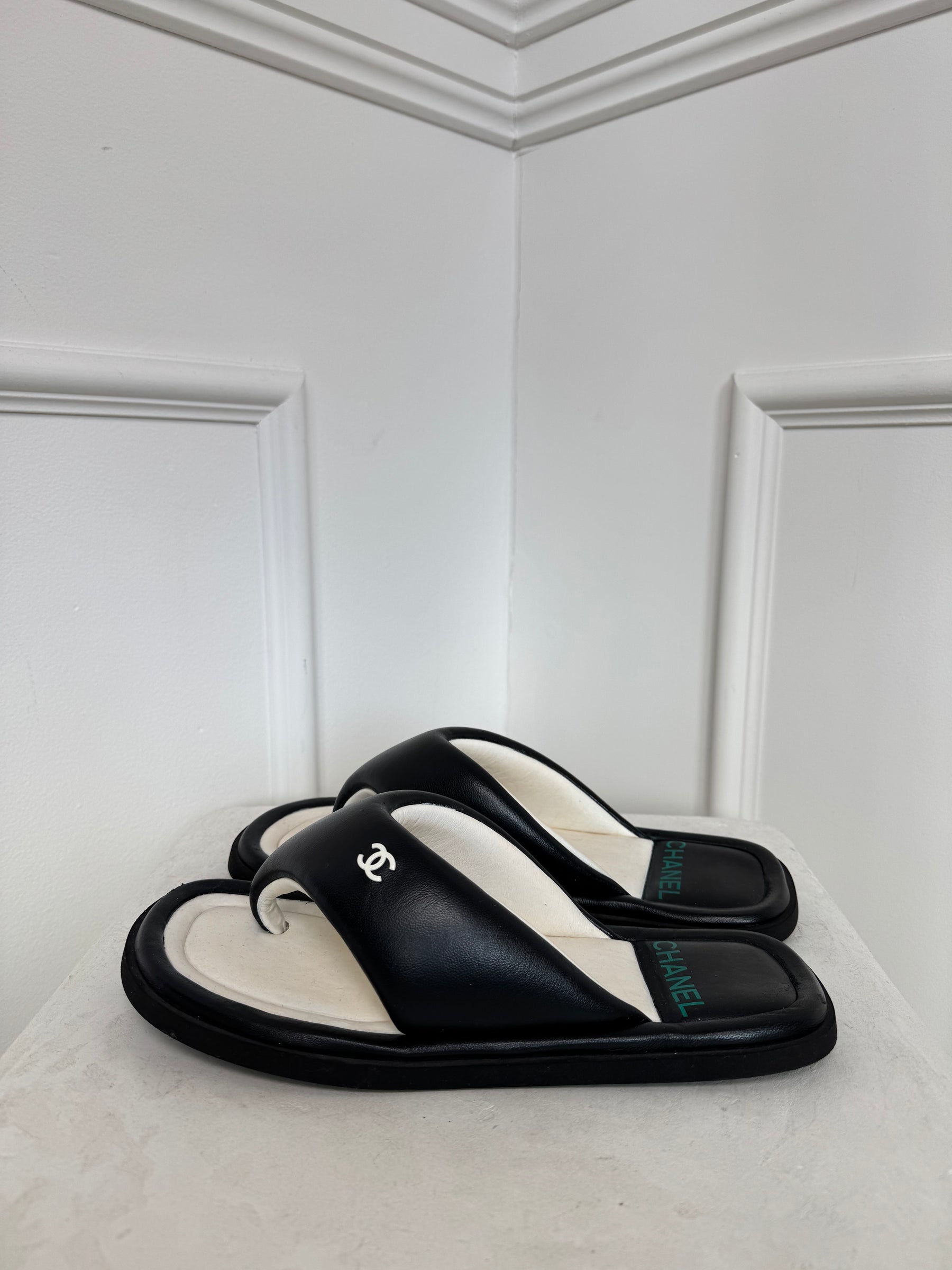Chanel Black and White Leather Puffy Thong Sandals, 42