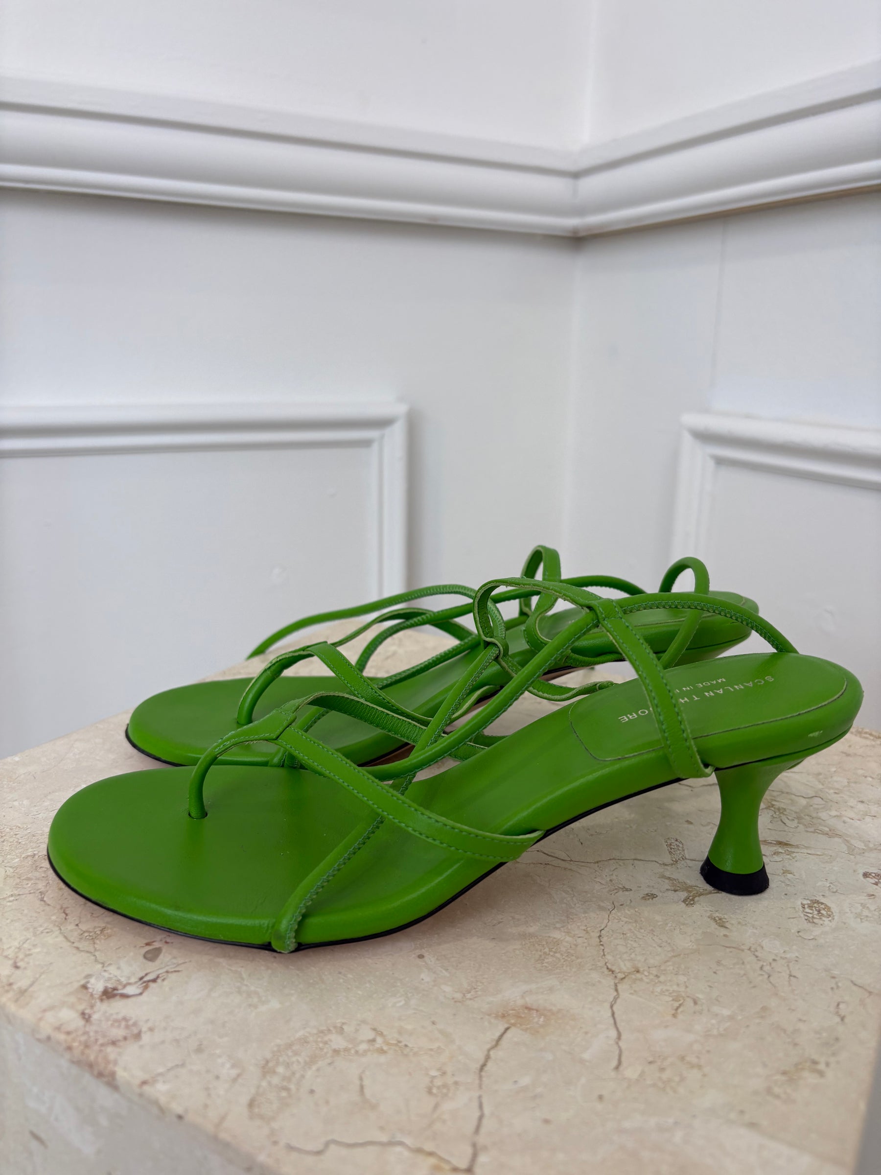Scanlan Theodore Green Leather Strappy Lace Up Heels, 37