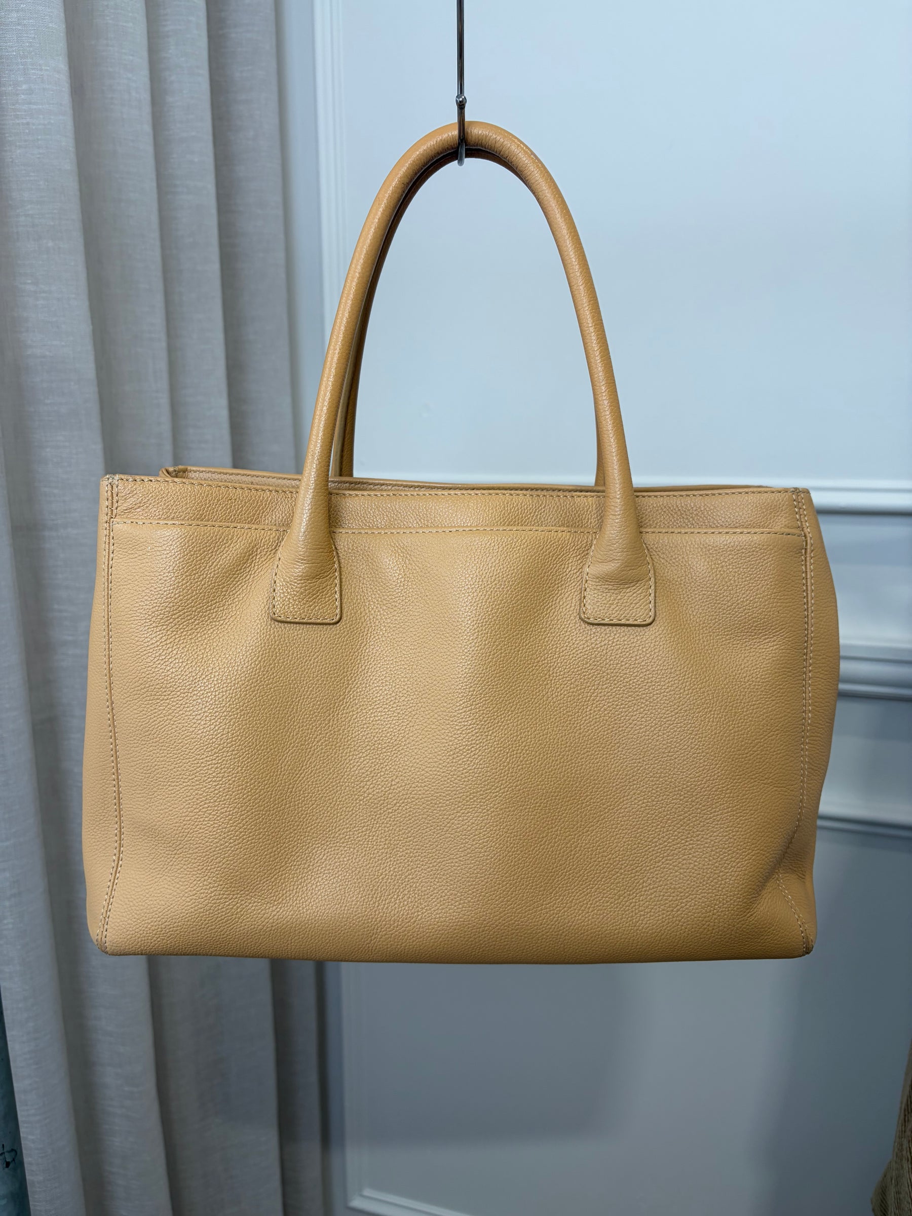 Chanel Beige Caviar Leather Cerf Executive Tote