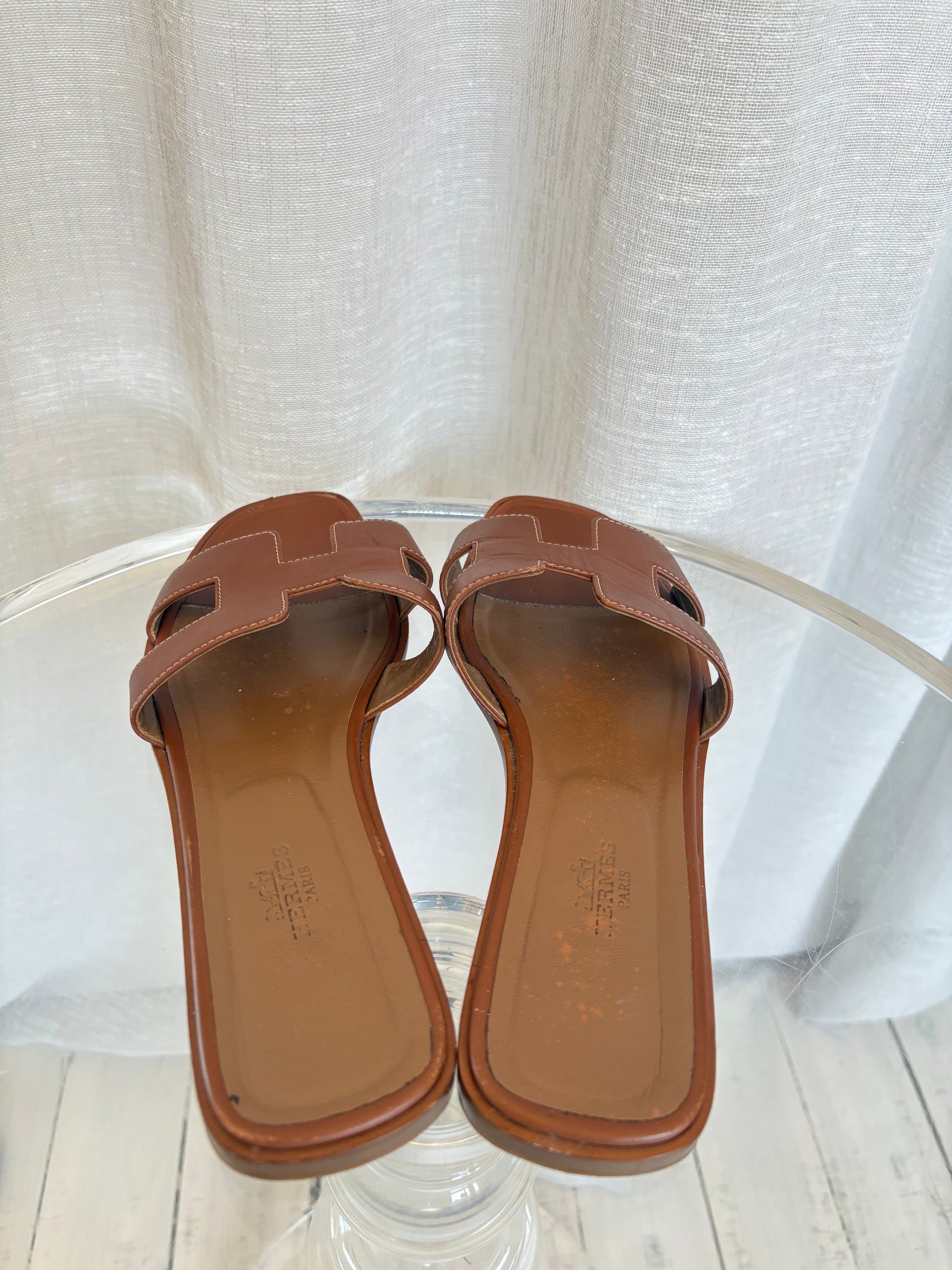 Hermès Gold Leather Oran Sandals, 39.5