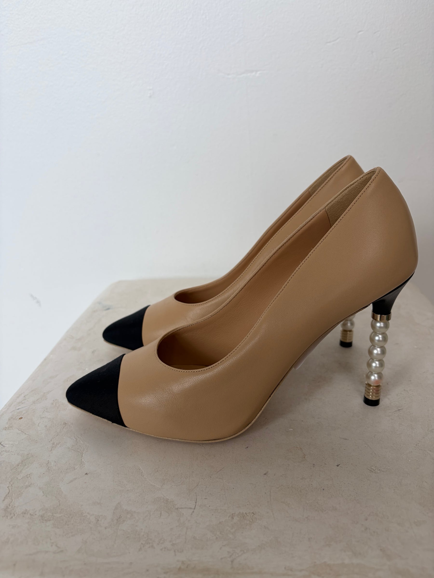 Chanel Beige and Black Pearl Heel Pump, 39 C
