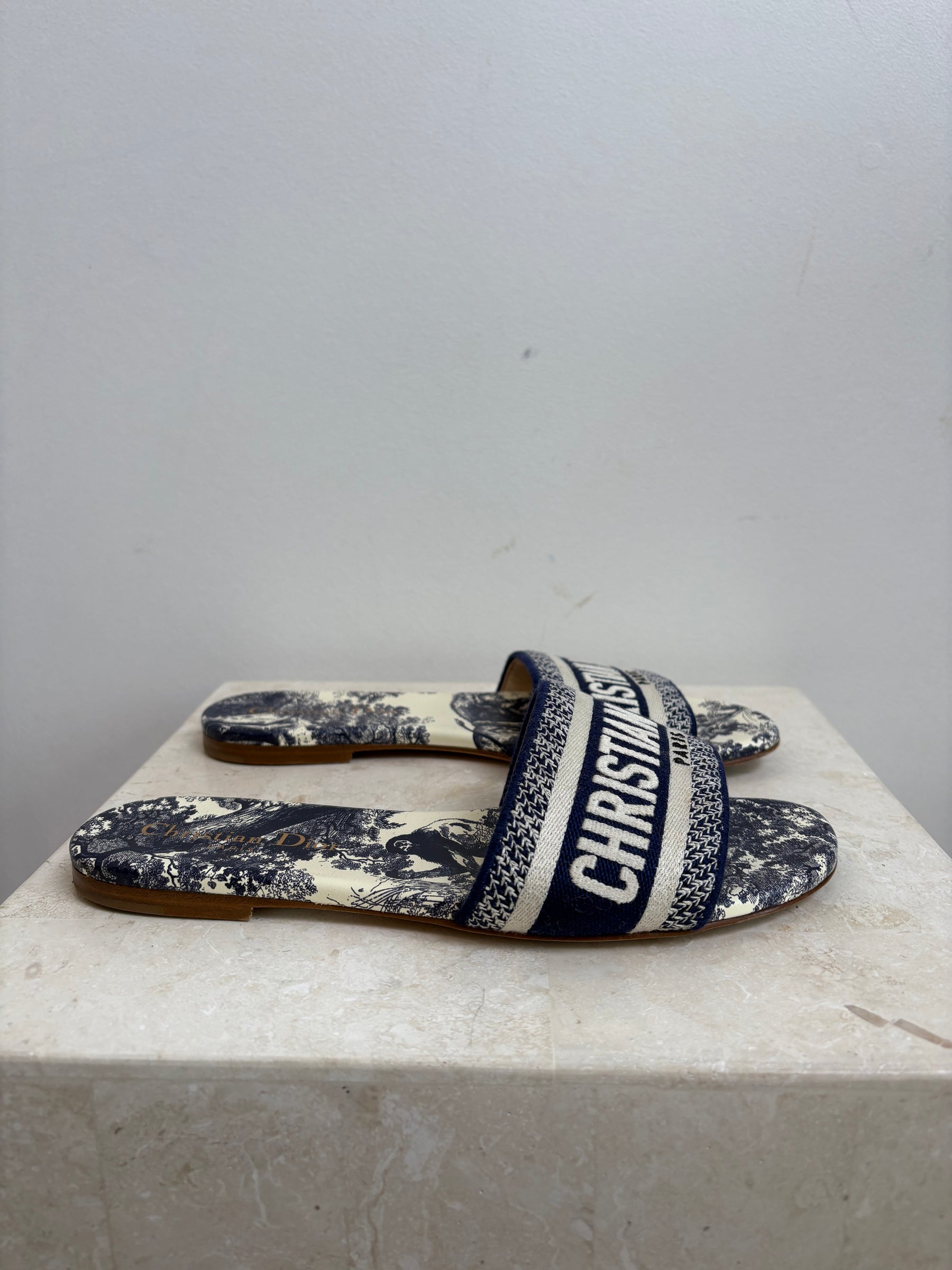 Dior D Way Slides Navy And Cream, 36.5