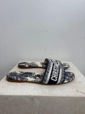 Dior D Way Slides Navy And Cream, 36.5