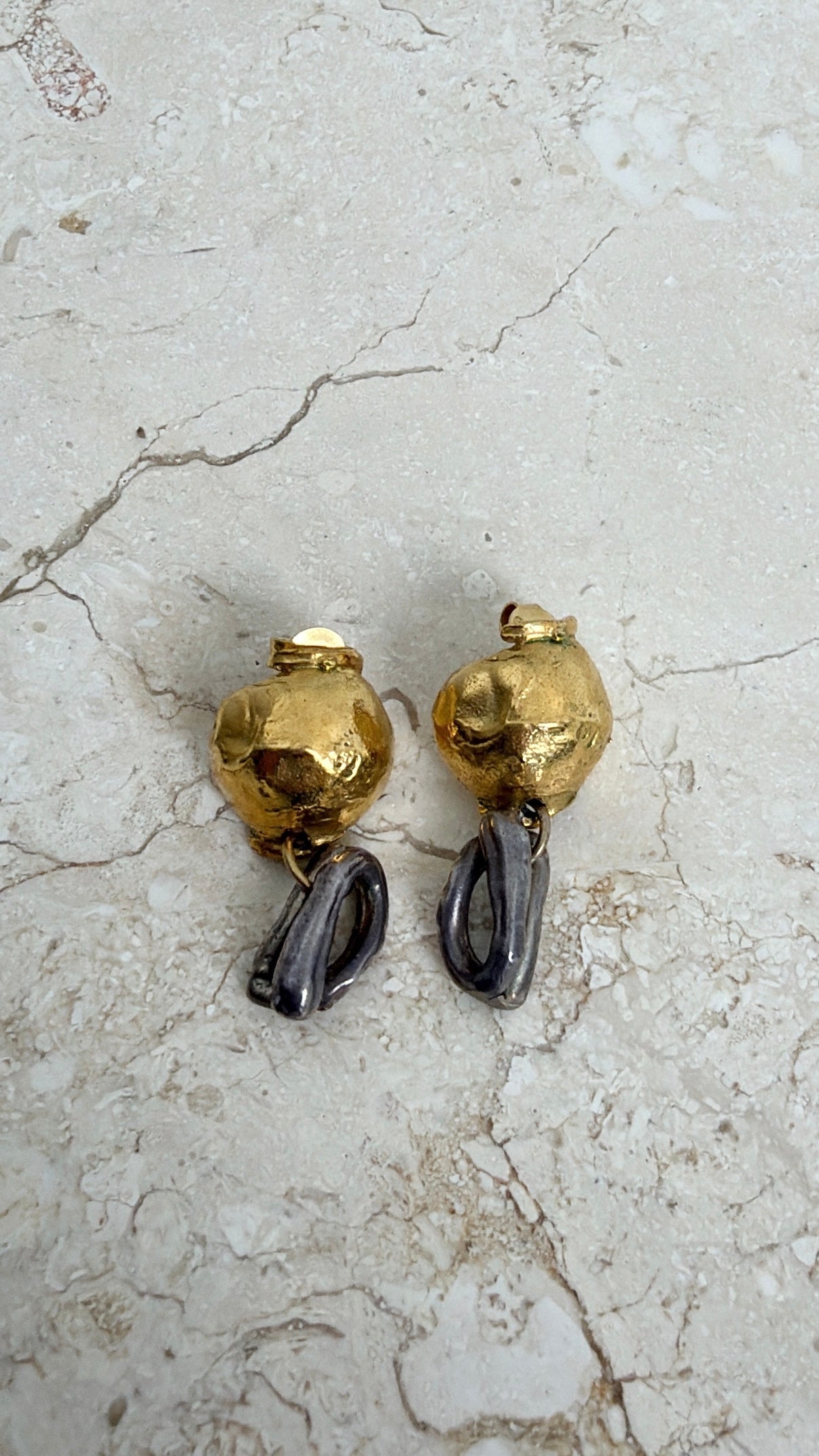 Alighieri Gold The "Unbearable Lightness" Earrings