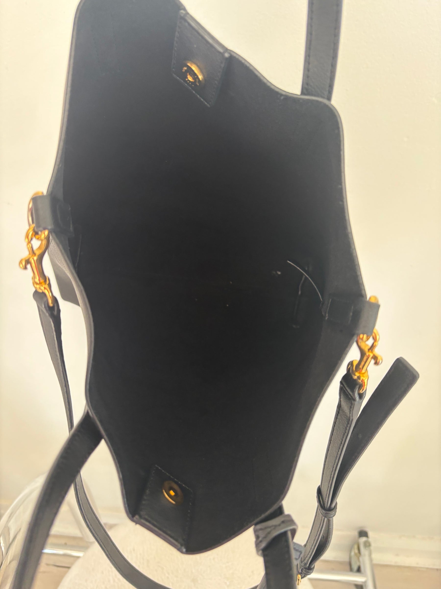 Saint Laurent Black Leather Toy Shopper Tote