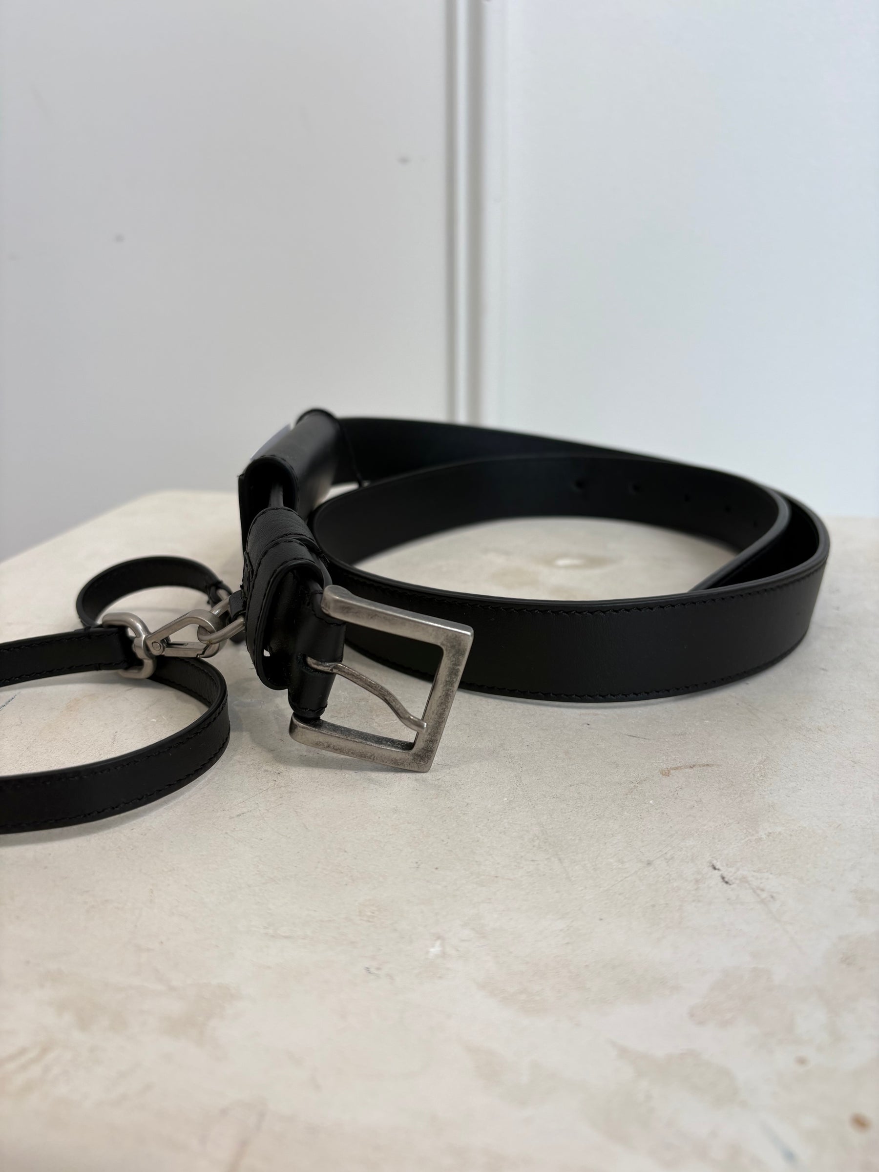 Jacquemus Black Leather Logo Belt, 105