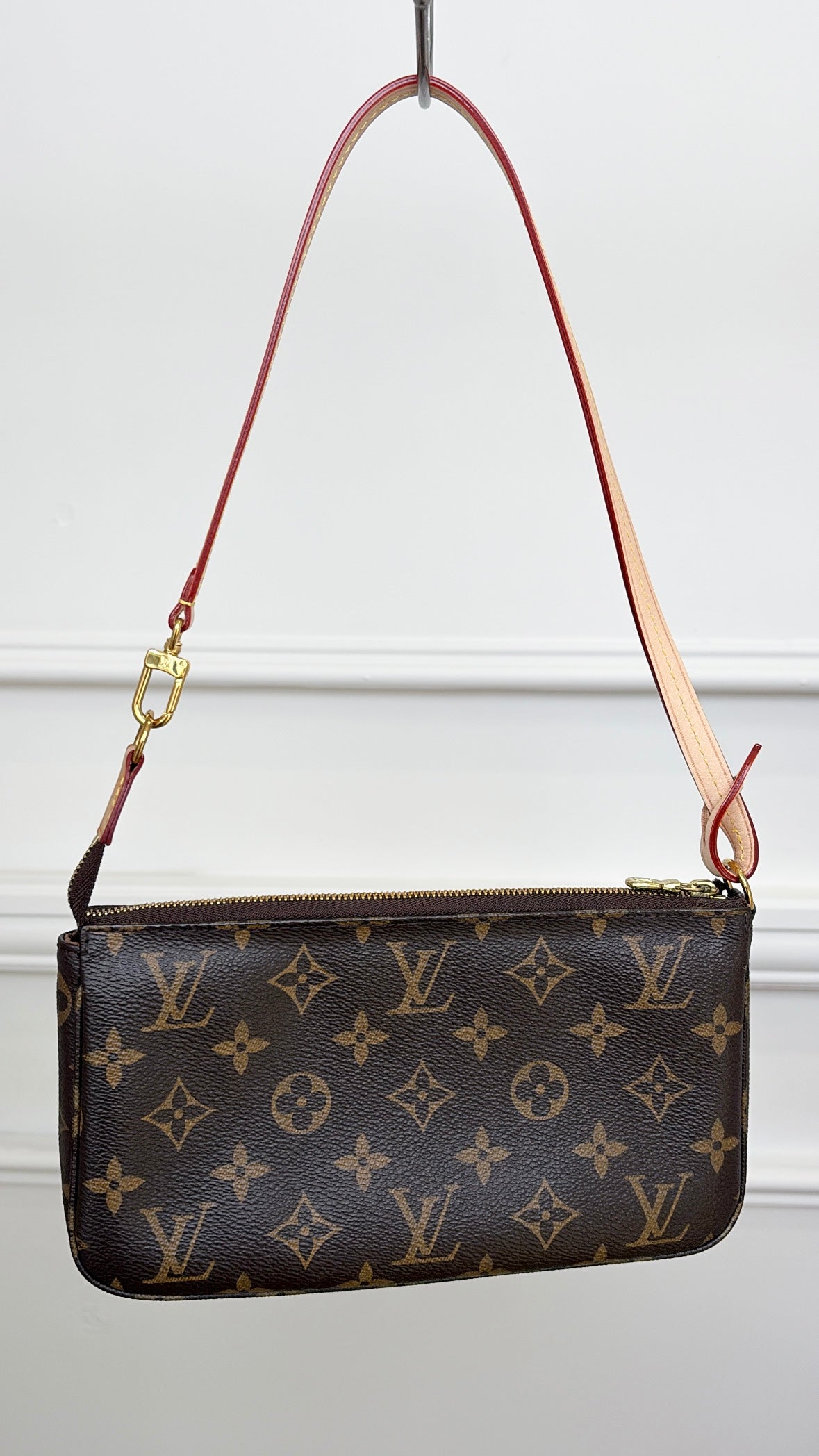 Louis Vuitton Monogram Pochette