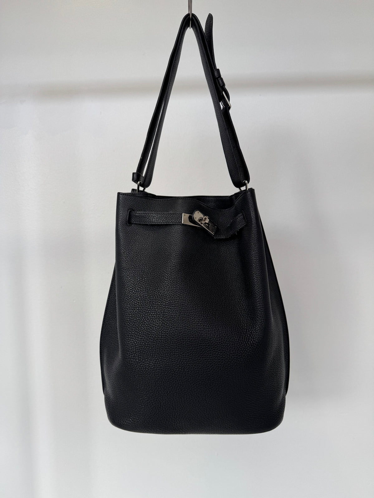 Hermès Black Leather So Kelly Bag with Palladium Hardware