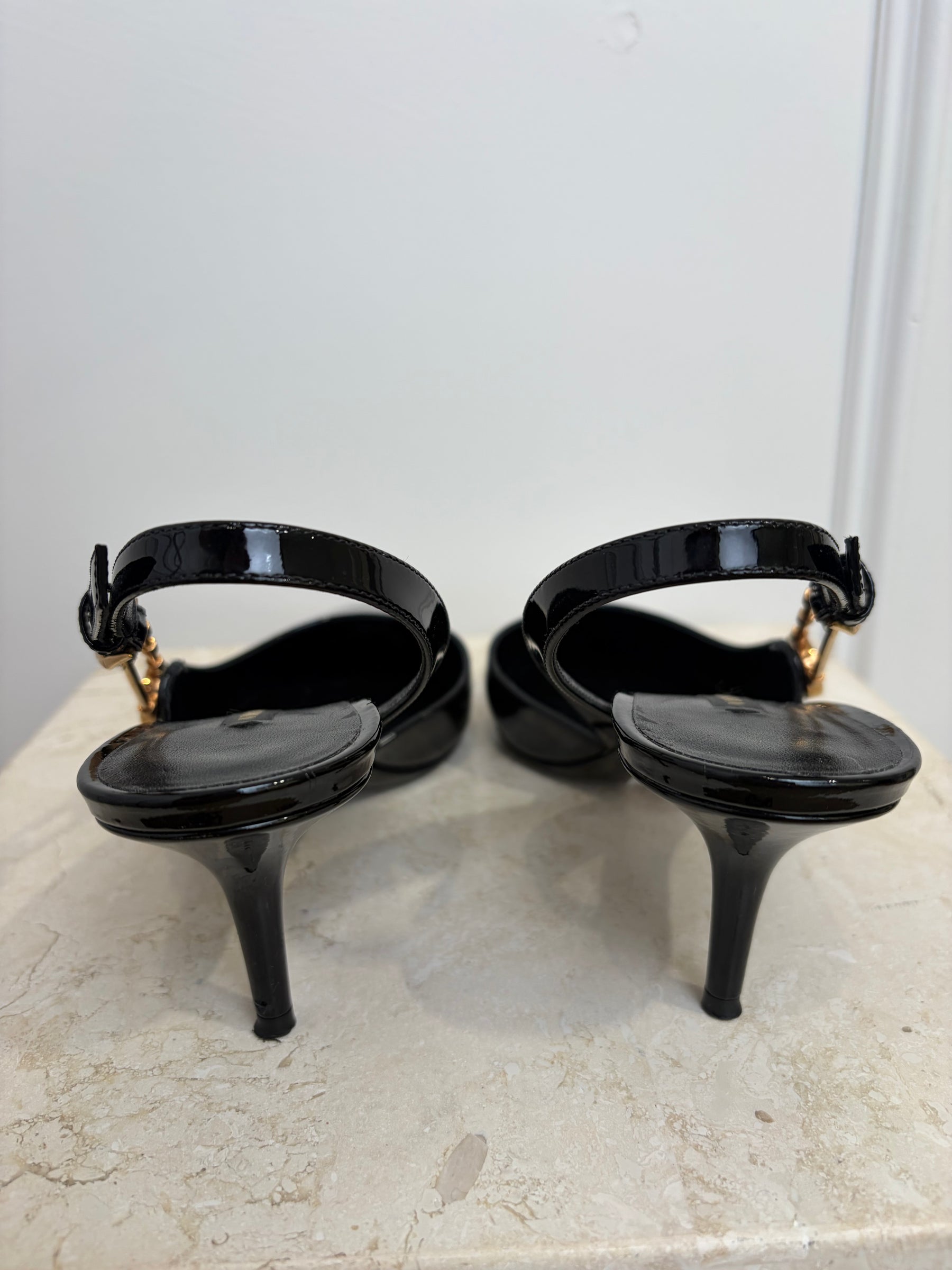 Versace Medusa 95 Plaque Detail Slingback Pumps, 39
