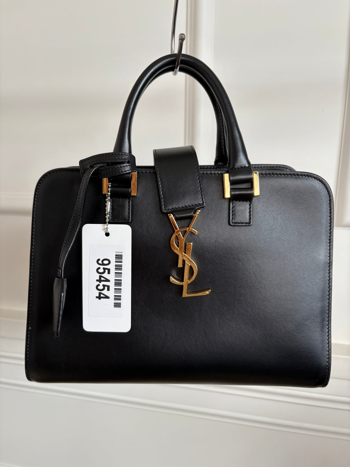 Saint Laurent Black Leather Baby Cabas Toe Bag
